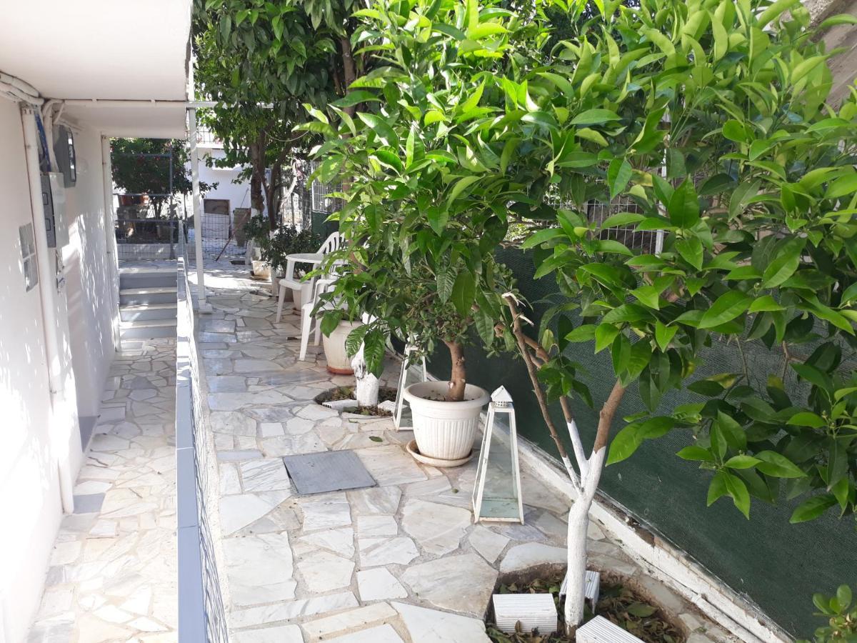 Cozy Flat In Nea Makri Appartement Buitenkant foto