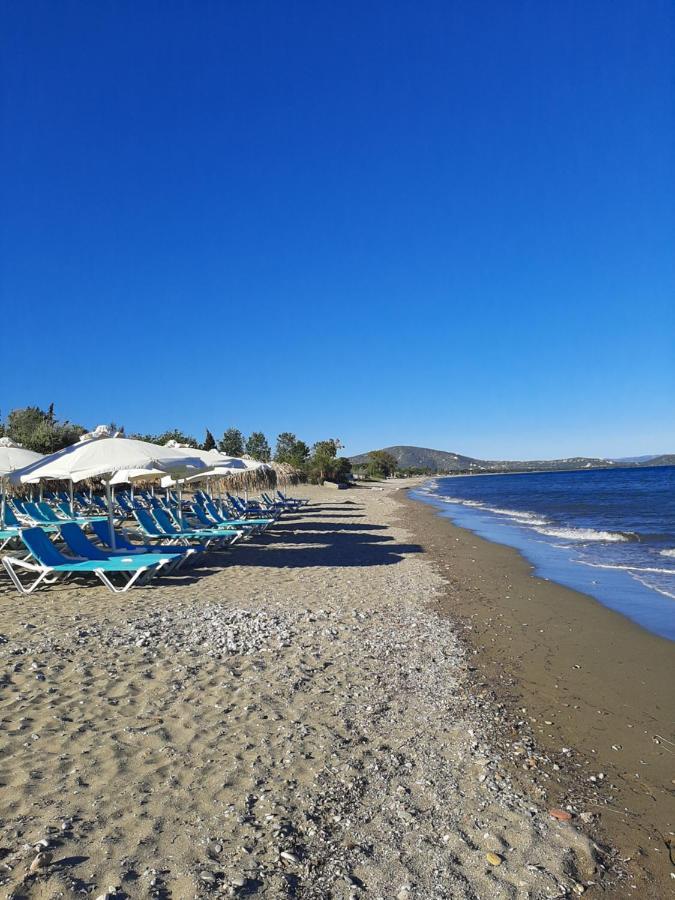 Cozy Flat In Nea Makri Appartement Buitenkant foto