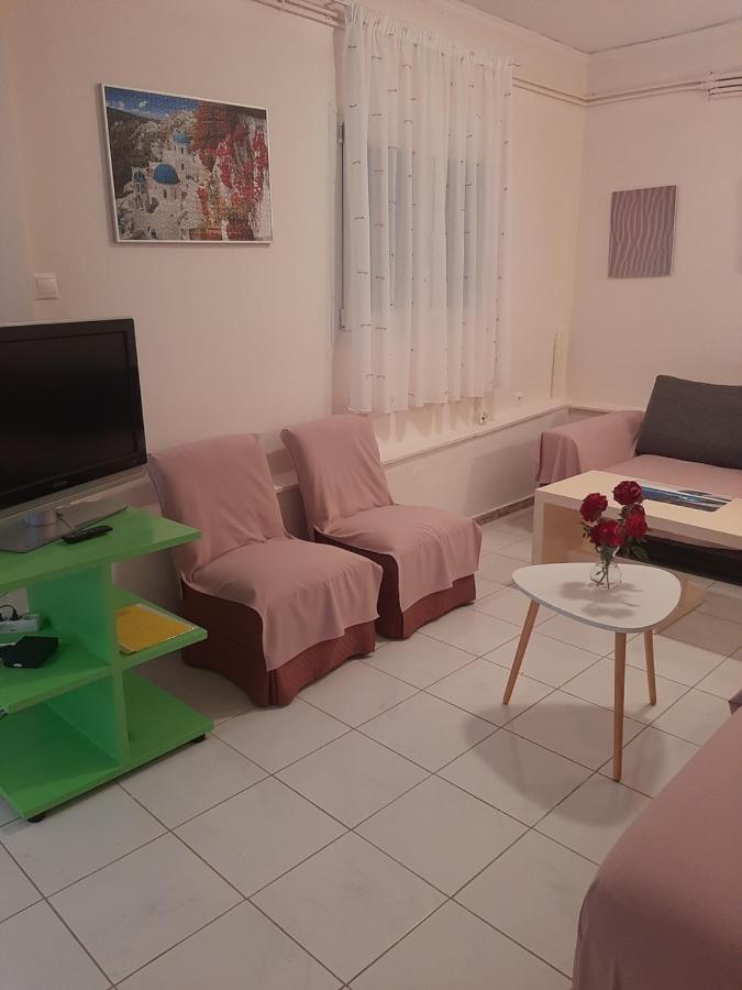 Cozy Flat In Nea Makri Appartement Buitenkant foto