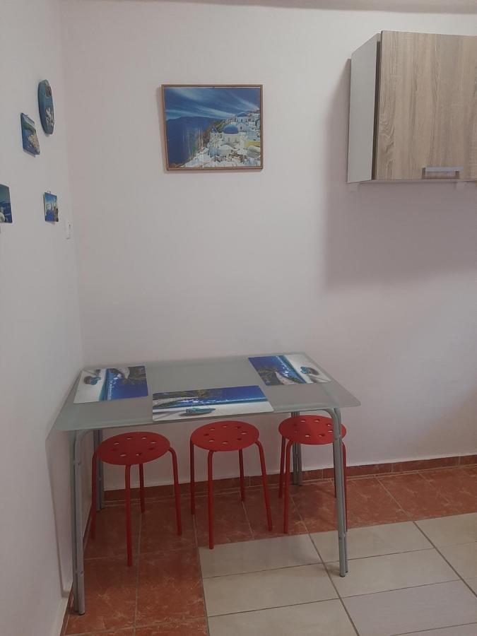 Cozy Flat In Nea Makri Appartement Buitenkant foto