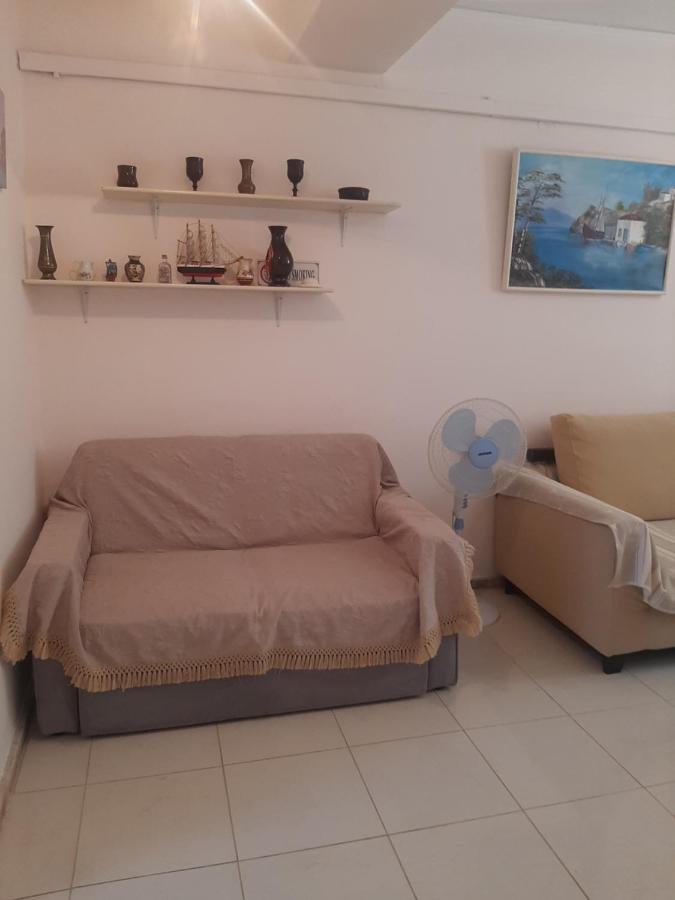 Cozy Flat In Nea Makri Appartement Buitenkant foto