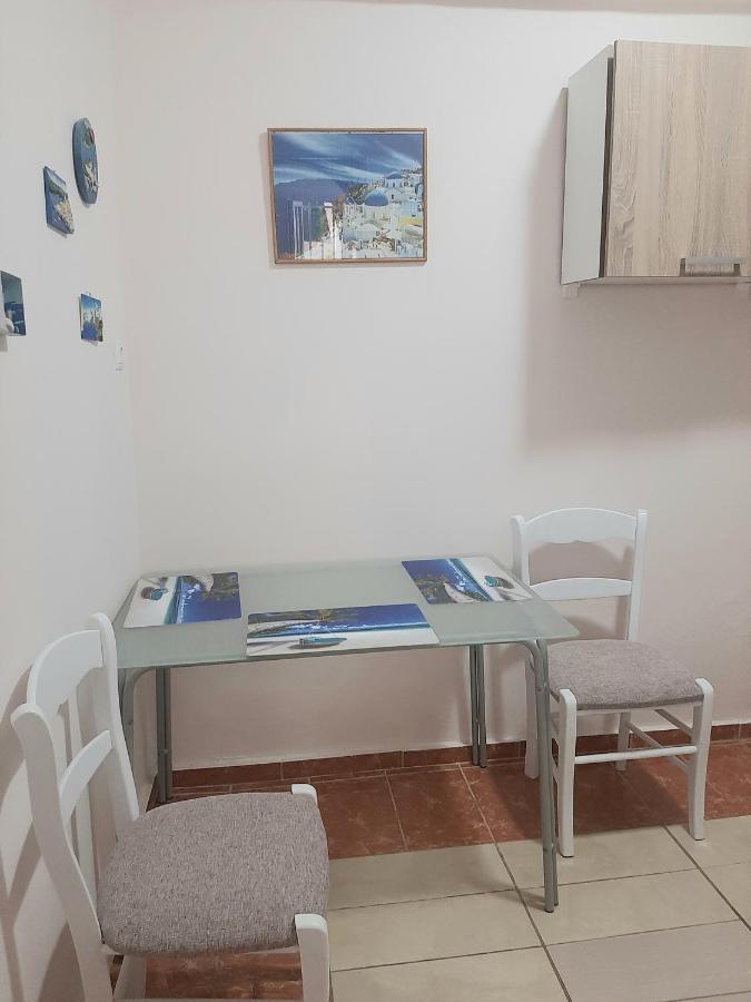 Cozy Flat In Nea Makri Appartement Buitenkant foto